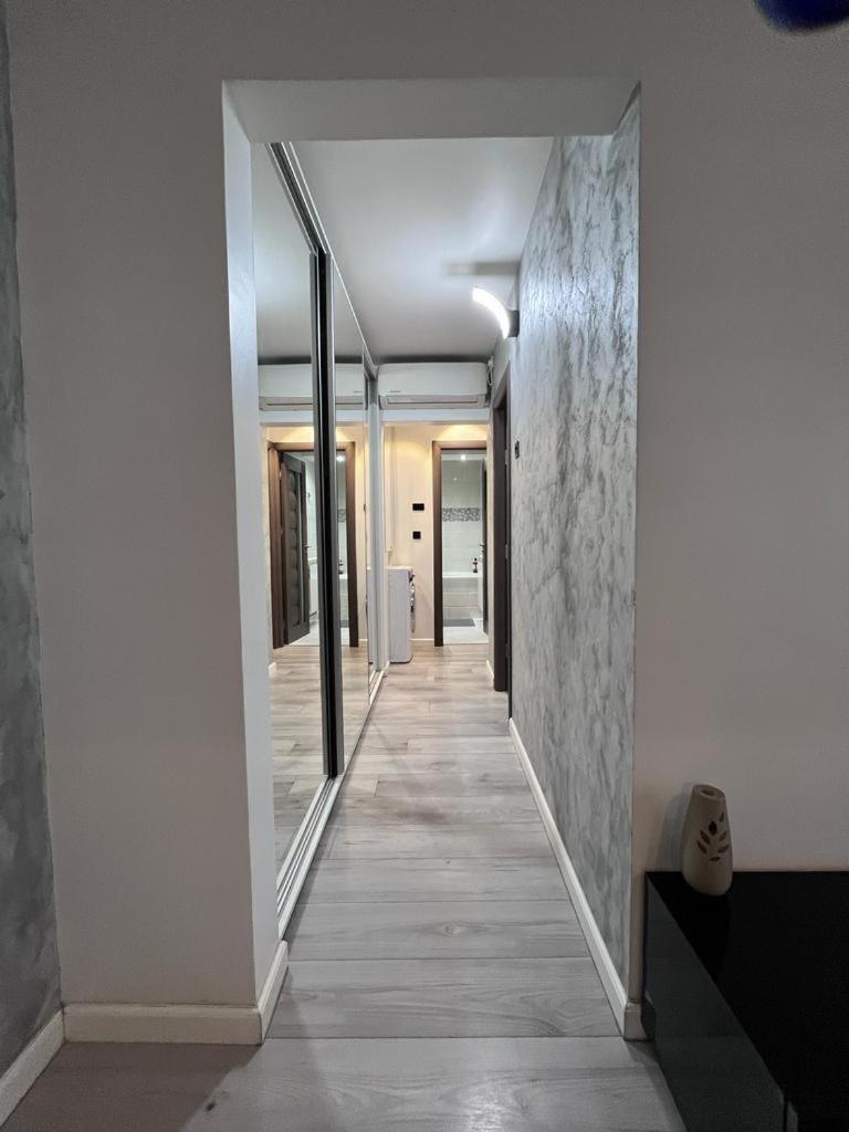 Elegant & Silver Luxury Apartament Krajowa Zewnętrze zdjęcie